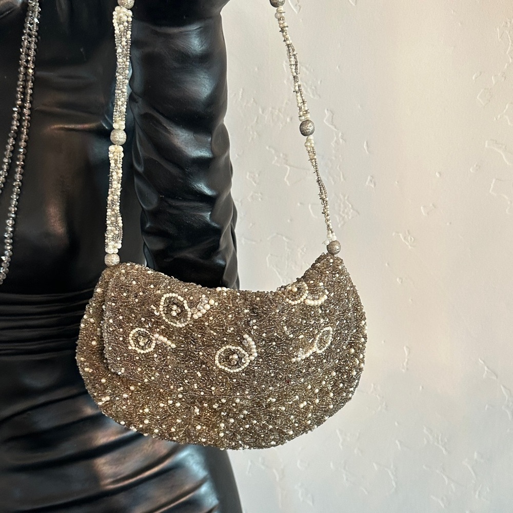 Glamorous vintage Silver Beaded Shoulder Bag